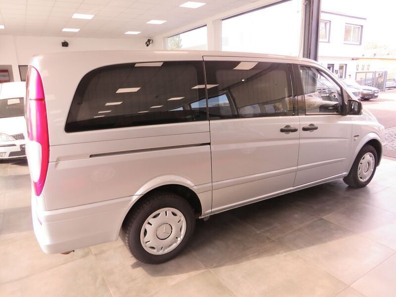 Gebraucht Mercedes Vito 95 PS (69 kW) 2011 Silber Van