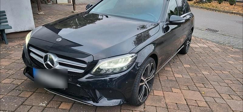 Schwarz Gebraucht 2020 Mercedes C220 Kombi | 19.000 € (Superpreis) - Bild 1/4