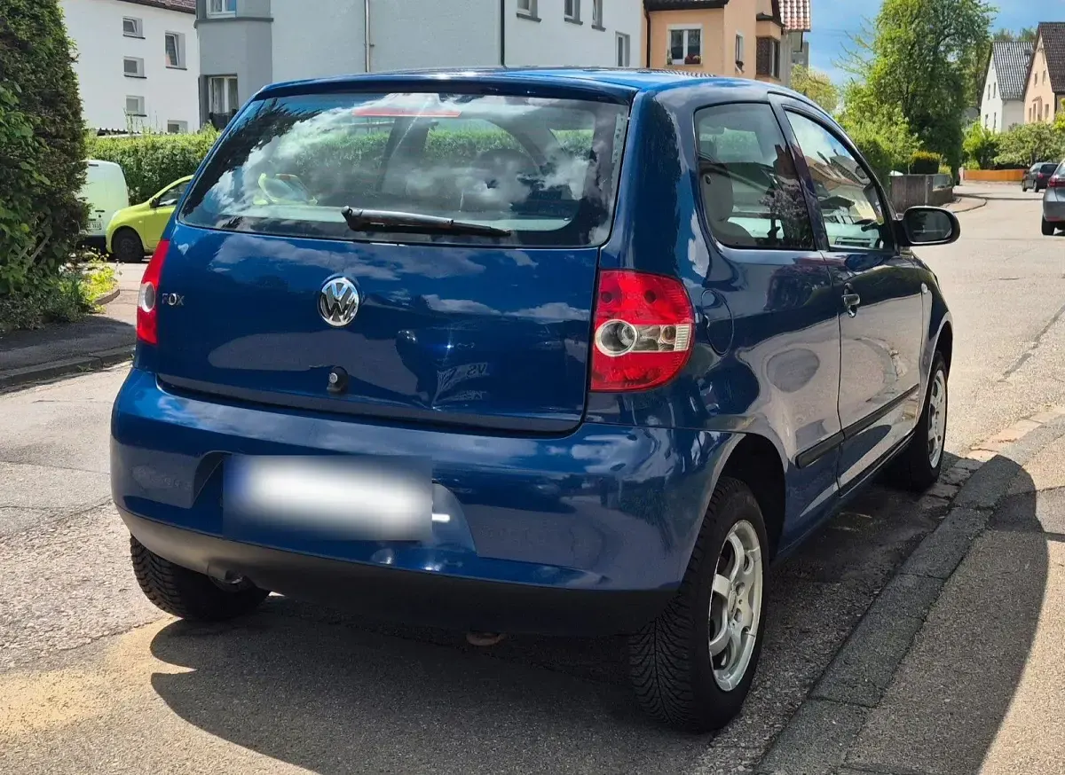 Gebraucht VW Fox 55 PS (40 kW) 2006 Blau Kleinwagen