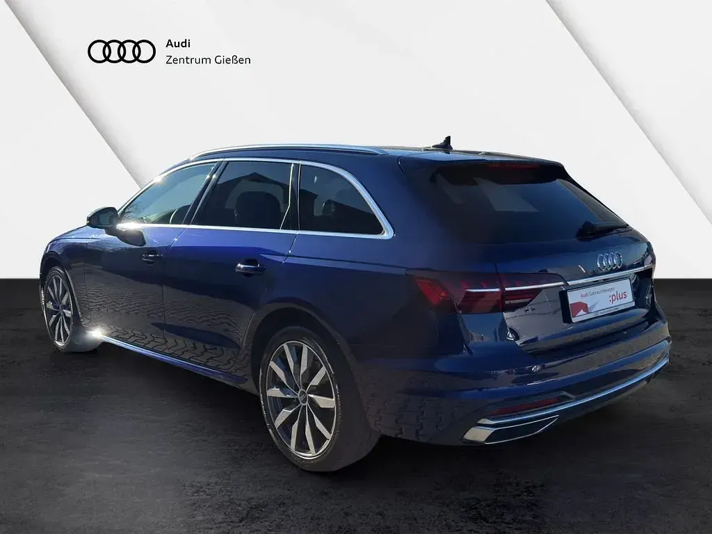 Gebraucht Audi A4 Advanced 204 PS (150 kW) 2023 Blau Kombi
