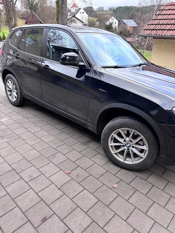 Käytetty BMW X3 190 HP (139 kW) 2014 Musta Katumaasturi