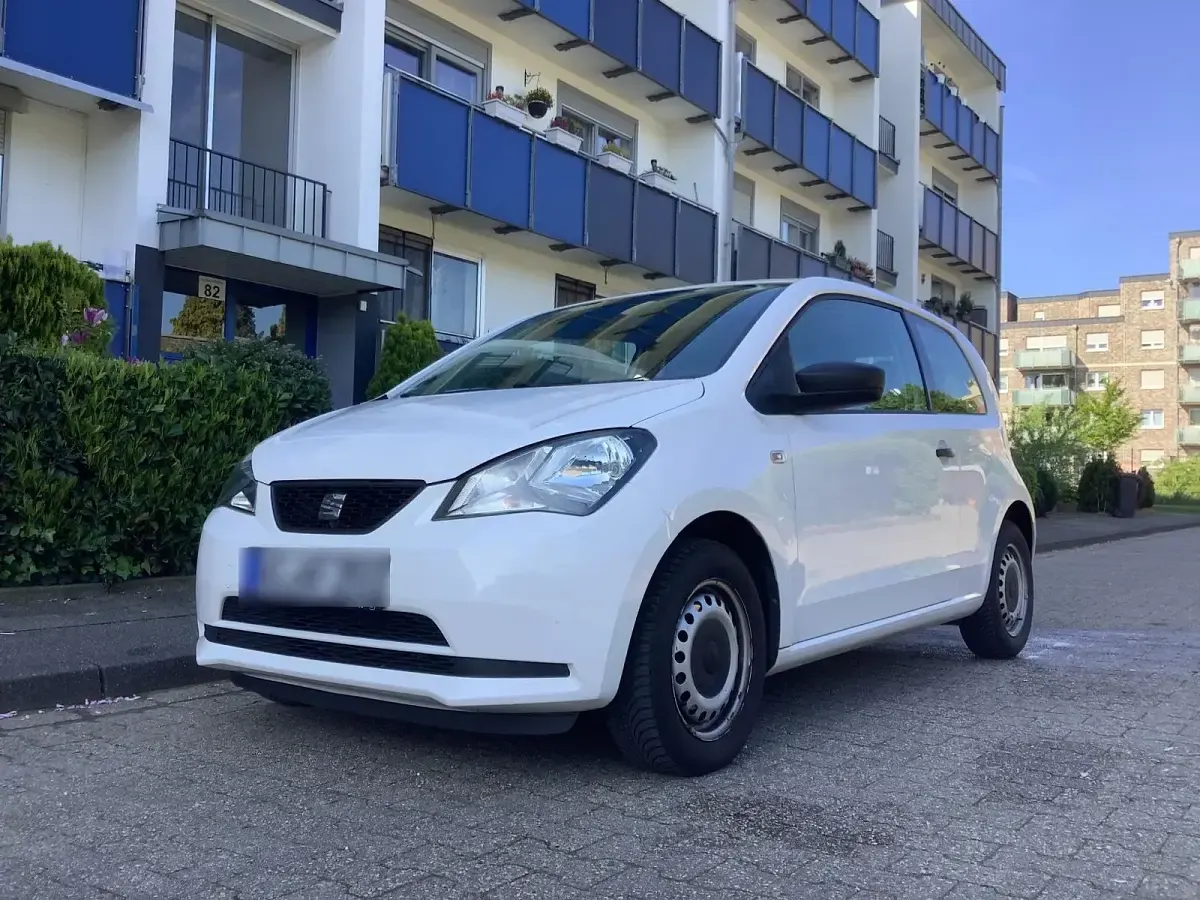 Gebraucht Seat Mii 60 PS (44 kW) 2015 Weiß Kleinwagen
