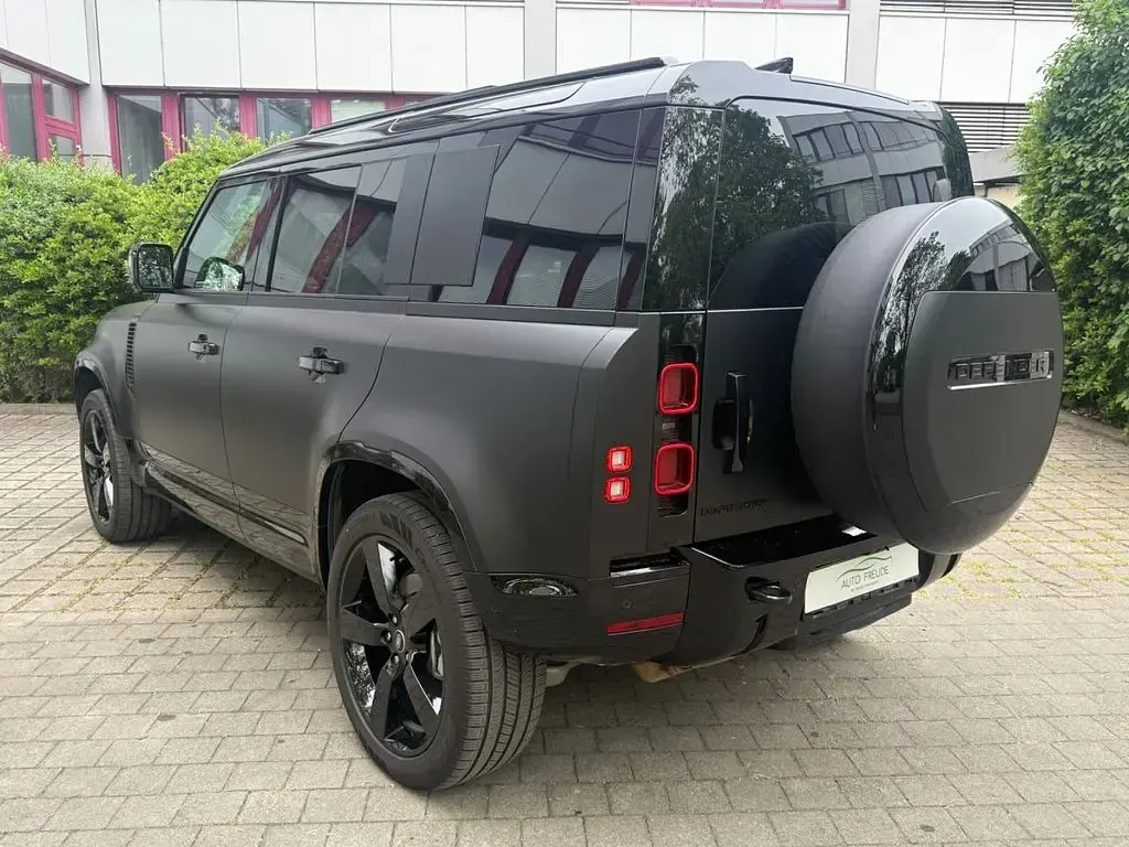 Gebraucht Land Rover Defender HSE Dynamic 300 PS (220 kW) 2025 Schwarz SUV