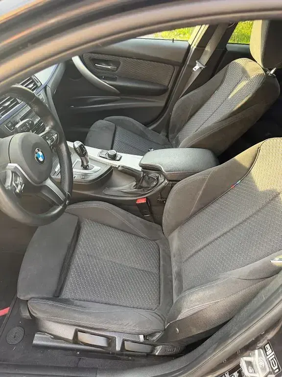 Gebraucht BMW 330 M Performance 258 PS (189 kW) 2013 Grau Kombi