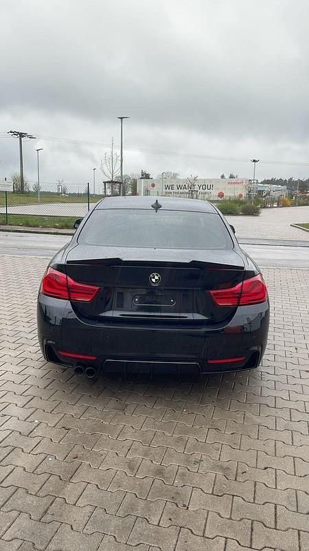 Second-hand BMW 430 M Performance 252 CP (185 kW) 2019 Negru Coupe