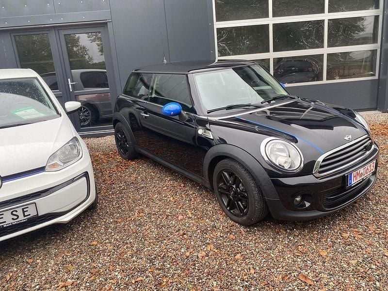 Gebraucht Mini ONE 75 PS (55 kW) 2014 Schwarz Kleinwagen
