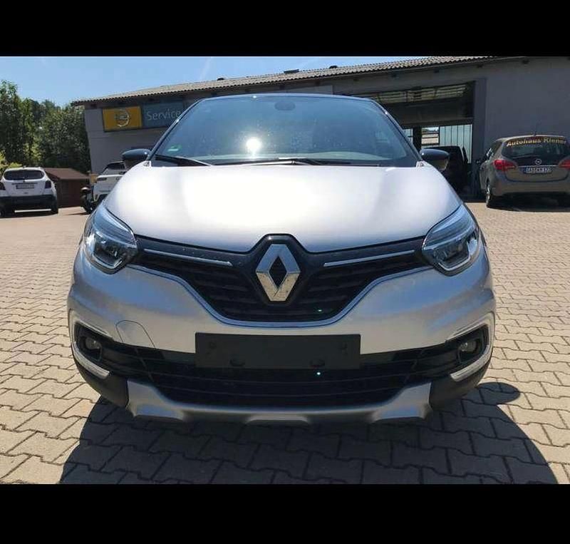 Silber Gebraucht 2018 Renault Captur Intens SUV | 11.300 € (Fairer Preis) - Bild 1/4