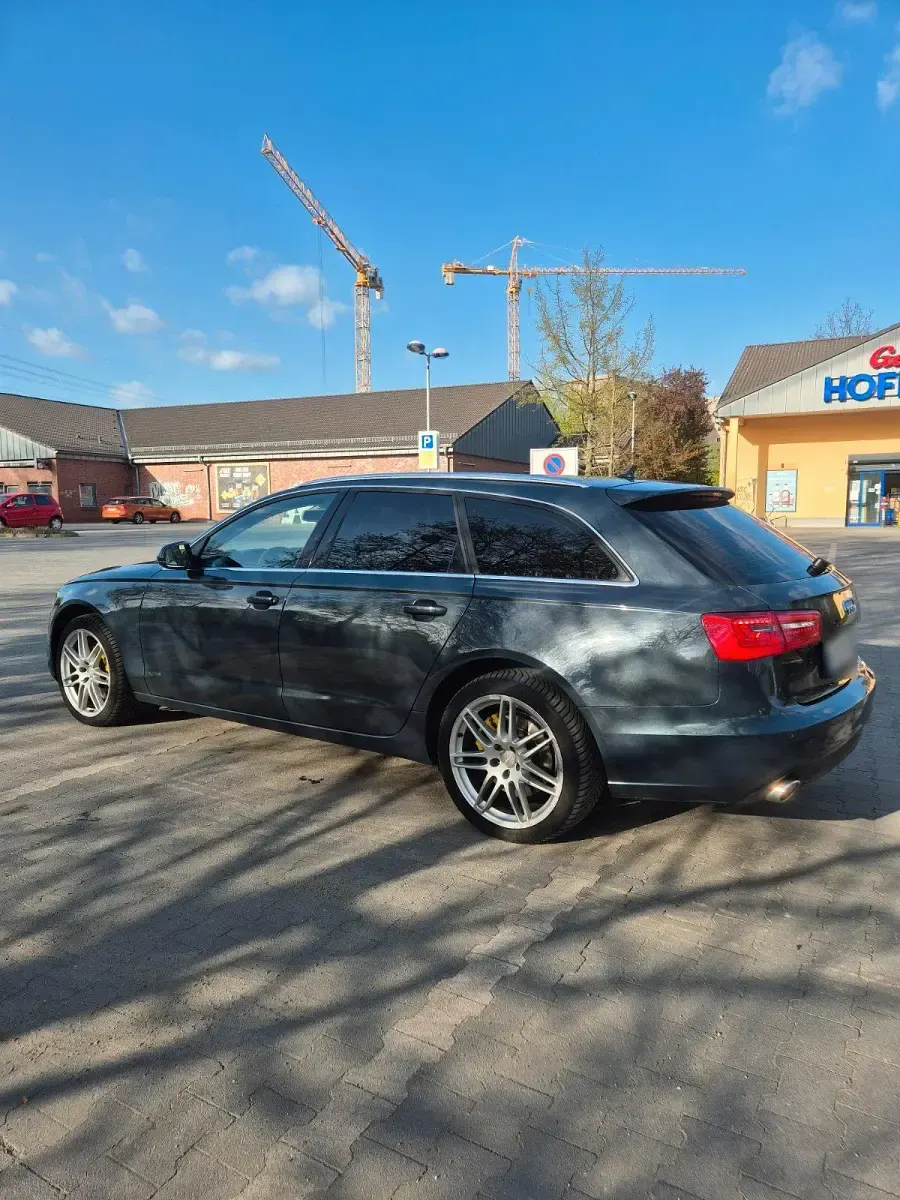 Gebraucht Audi A6 S-Line 245 PS (180 kW) 2011 Blau Kombi
