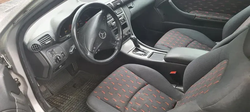 Gebraucht Mercedes C200 Classic 163 PS (119 kW) 2003 Coupé