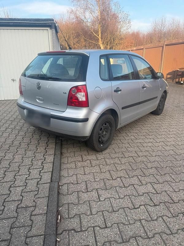 Gebraucht VW Polo 74 PS (54 kW) 2002 Grau Kleinwagen