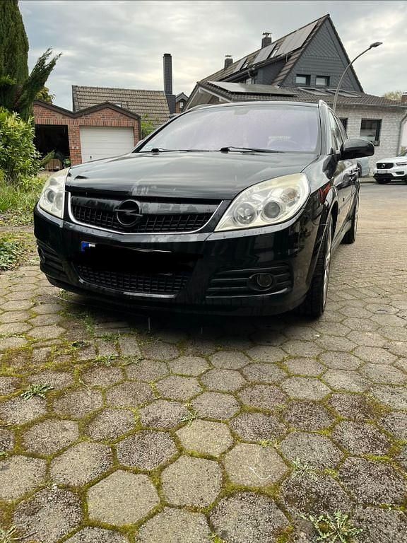 Gebraucht Opel Vectra 140 PS (102 kW) 2007 Schwarz Limousine