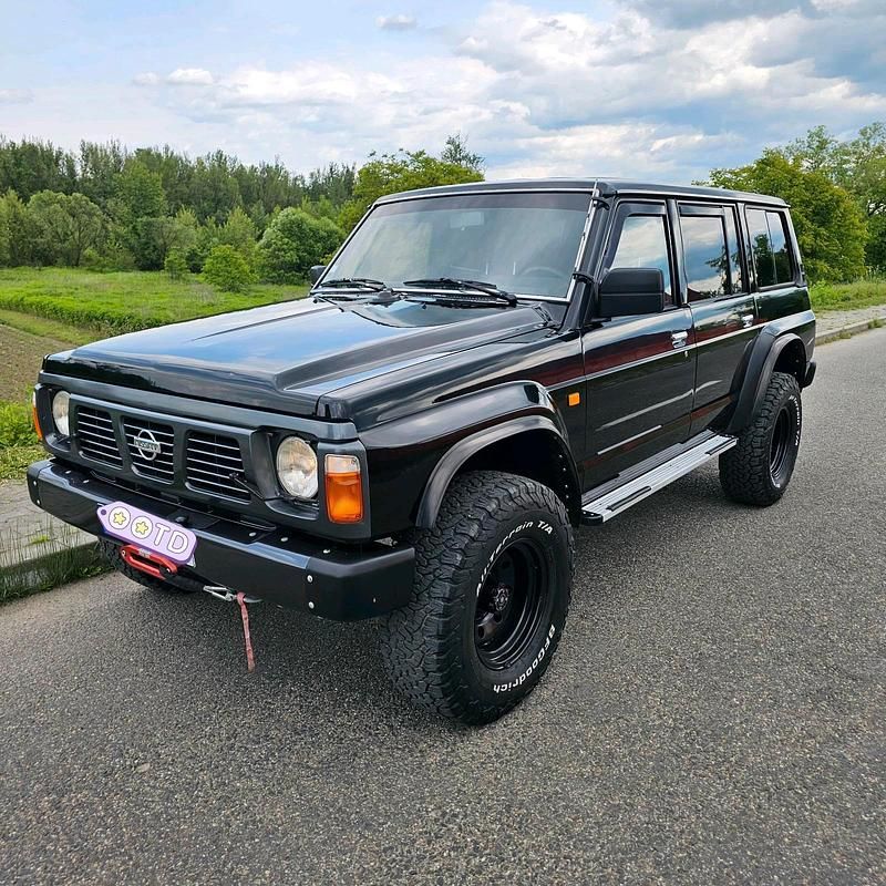 Schwarz Gebraucht 1994 Nissan Patrol SUV | 18.900 € - Bild 1/4