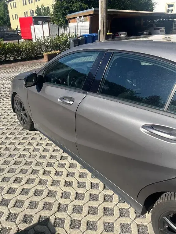 Gebraucht Mercedes A250 211 PS (155 kW) 2014 Grau Limousine