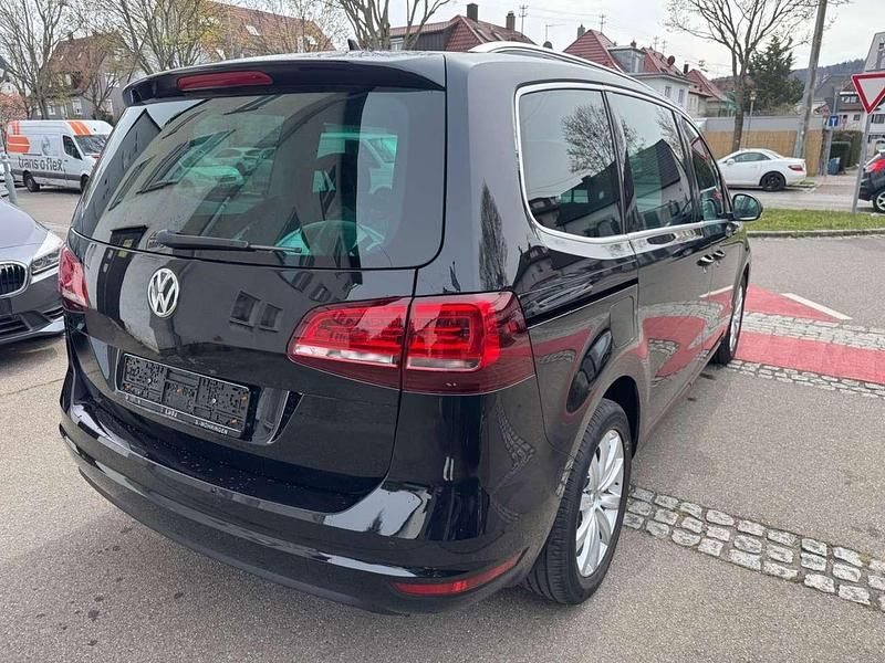 Gebraucht VW Sharan Highline 184 PS (135 kW) 2016 Deep black perleffekt Van / Kleinbus