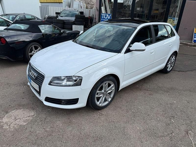 Gebraucht Audi A3 Ambition 160 PS (117 kW) 2010 Weiß Kleinwagen