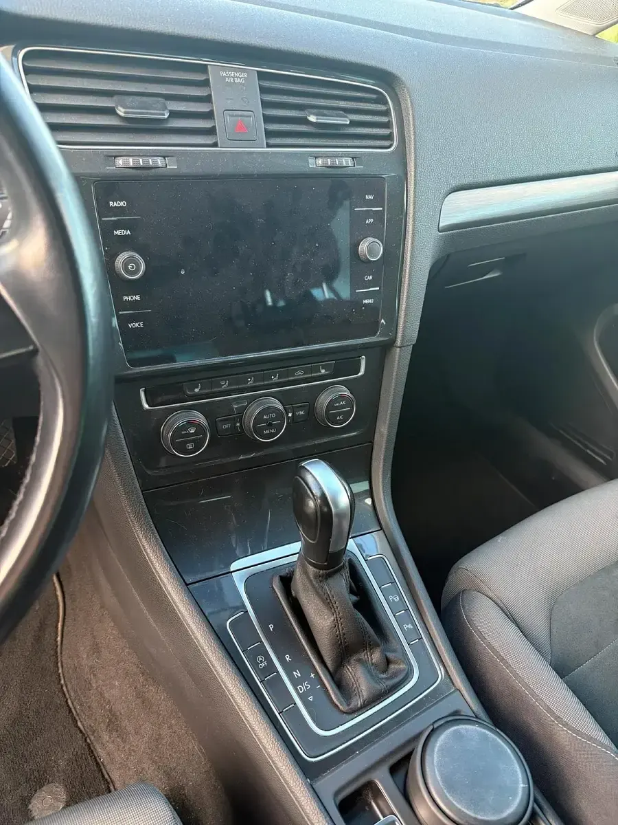 Usata VW Golf VII R-line 150 CV (110 kW) 2019 Nero Station wagon