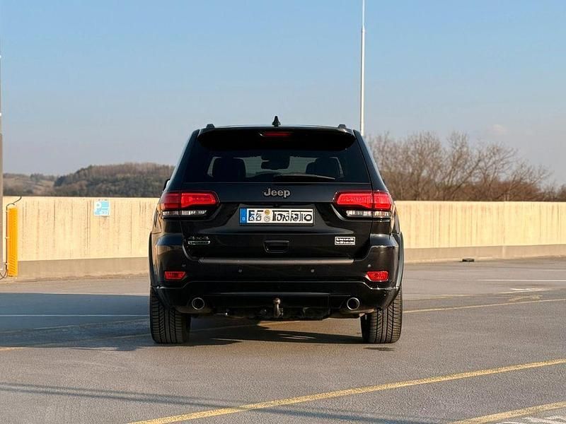 Gebraucht Jeep Grand Cherokee 250 PS (183 kW) 2016 Schwarz SUV