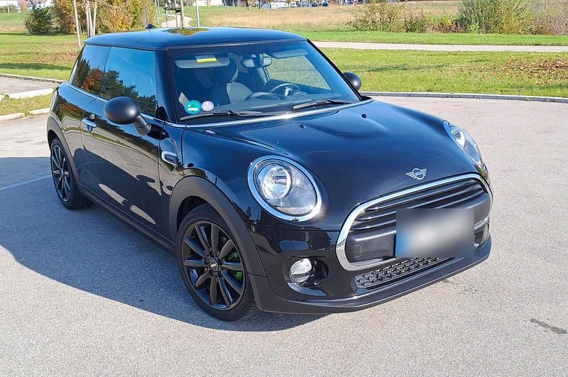 Schwarz Gebraucht 2018 Mini ONE Kleinwagen | 13.499 € (Fairer Preis) - Bild 1/4