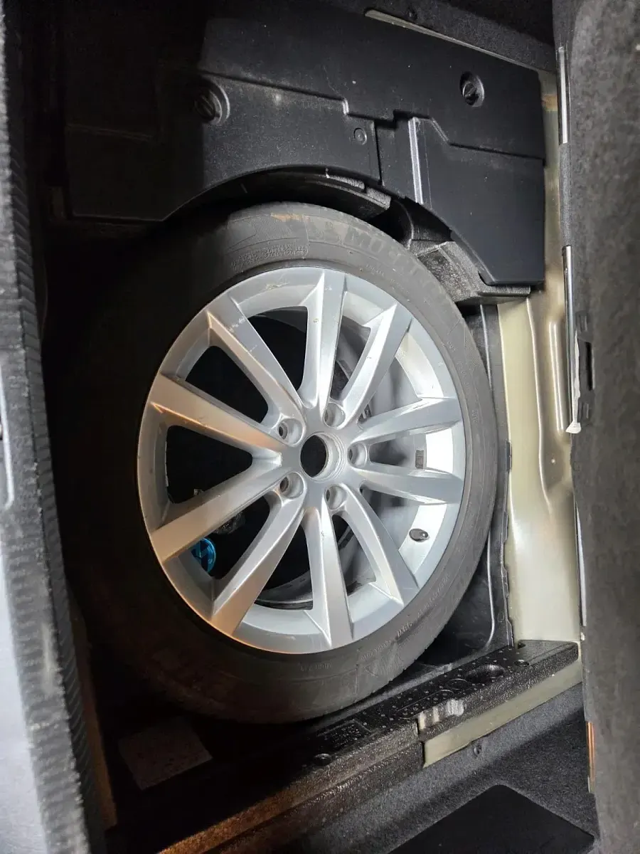 Gebraucht VW Passat 140 PS (102 kW) 2014 Grau Limousine