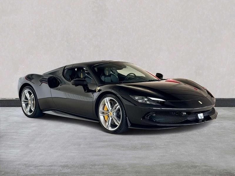 Second-hand Ferrari 296 829 CP (609 kW) 2024 Negru Cabrio