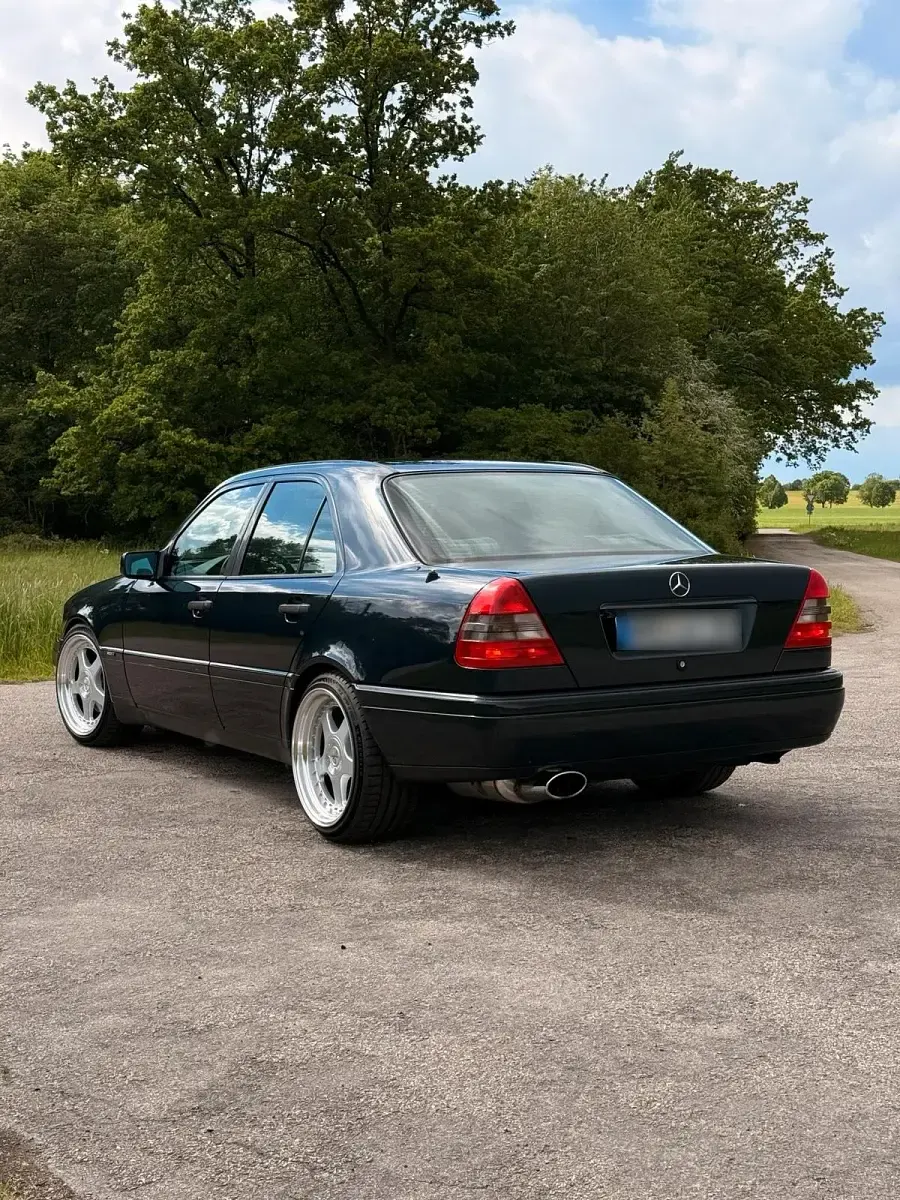Gebraucht Mercedes C280 193 PS (141 kW) 1996 Blau Limousine