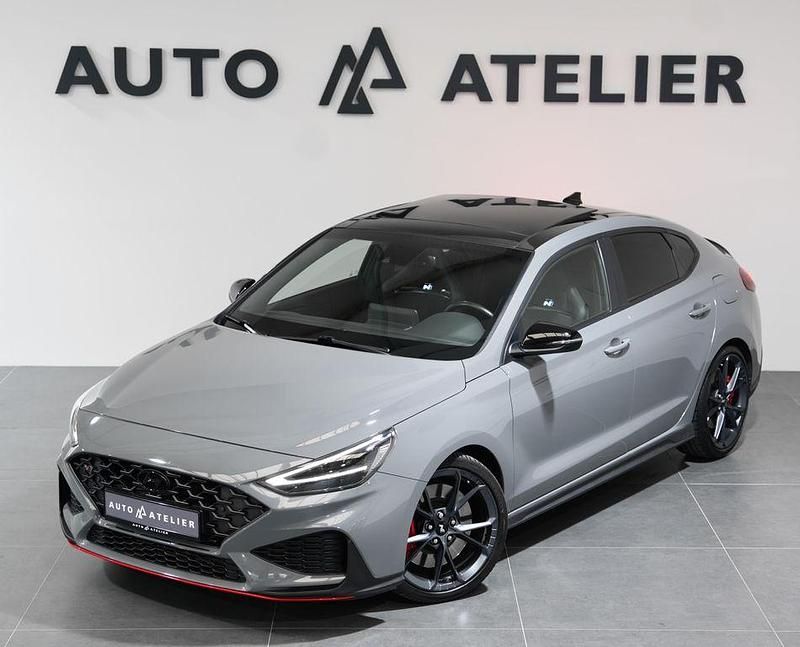 Grau Gebraucht 2022 Hyundai i30 Limousine | 34.990 € (Teuer) - Bild 1/4