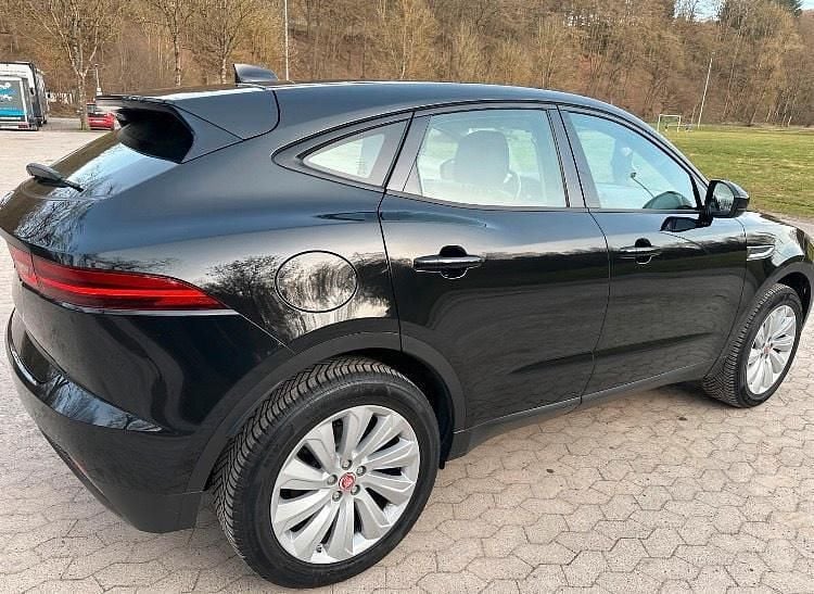 Gebraucht Jaguar E-Pace 150 PS (110 kW) 2019 Schwarz SUV