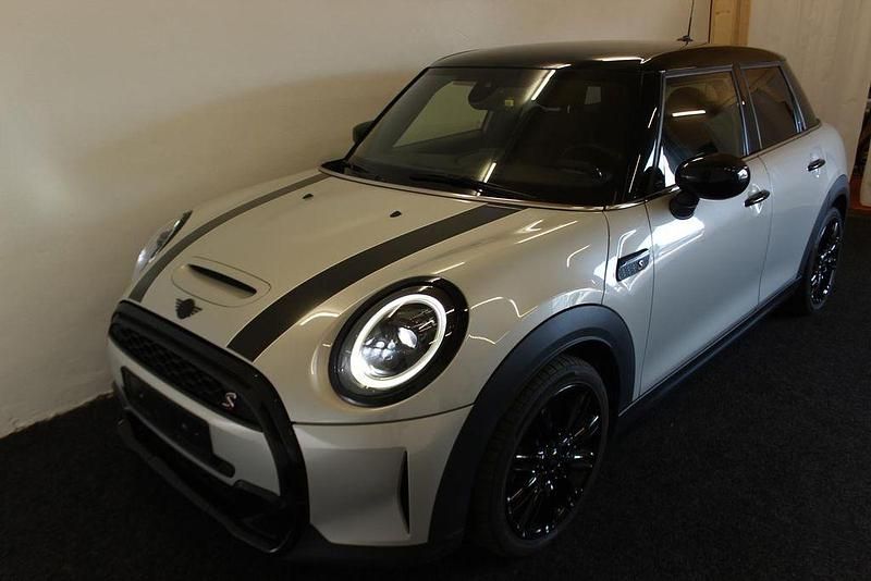 Silber Gebraucht 2022 Mini Cooper S Kleinwagen | 25.990 € (Guter Preis) - Bild 1/4