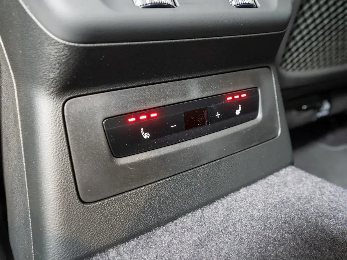 Neu Audi A5 S-Line 204 PS (150 kW) 2026 Daytonagrau perleffekt Limousine