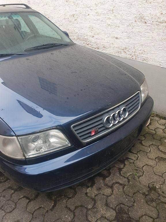 Gebraucht Audi S6 Sport 290 PS (213 kW) 1996 Blau Kombi