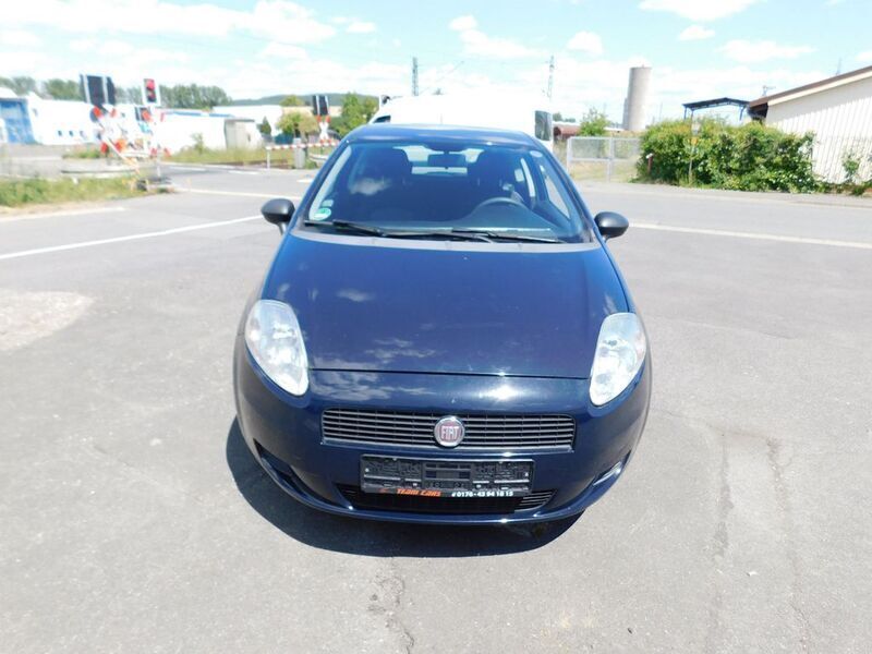 Blau Gebraucht 2010 Fiat Grande Punto Kleinwagen | 1.650 € (Guter Preis) - Bild 1/4