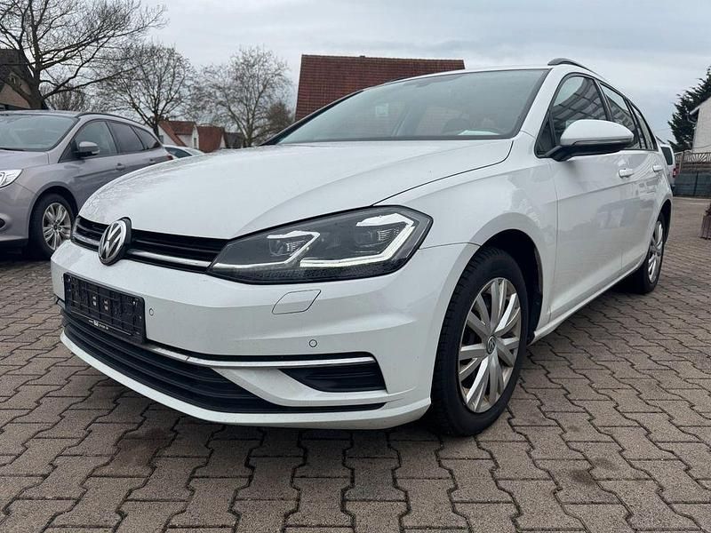 Gebraucht VW Golf VII Comfortline 150 PS (110 kW) 2020 Weiß Kombi
