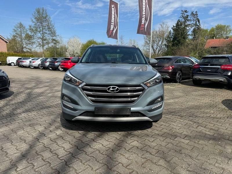 Gebraucht Hyundai Tucson 116 PS (85 kW) 2017 Grau SUV