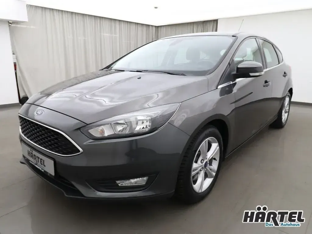 Usado Ford Focus Sport 150 CV (110 kW) 2014 Gris Berlina