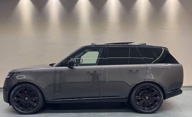 Gebraucht Land Rover Range Rover First Edition 530 PS (389 kW) 2022 Grau SUV