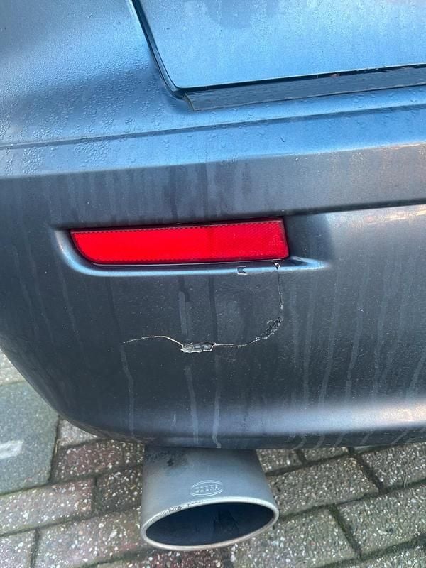 Gebraucht Mitsubishi Lancer 150 PS (110 kW) 2011 Grau Limousine