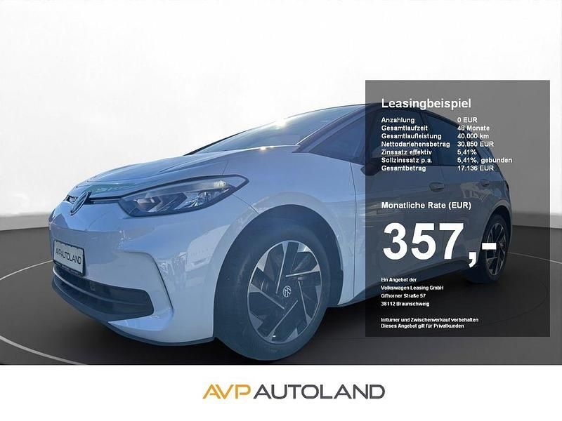 Weiß Gebraucht 2024 VW ID.3 Pro Kleinwagen | 30.850 € (Guter Preis) - Bild 1/4