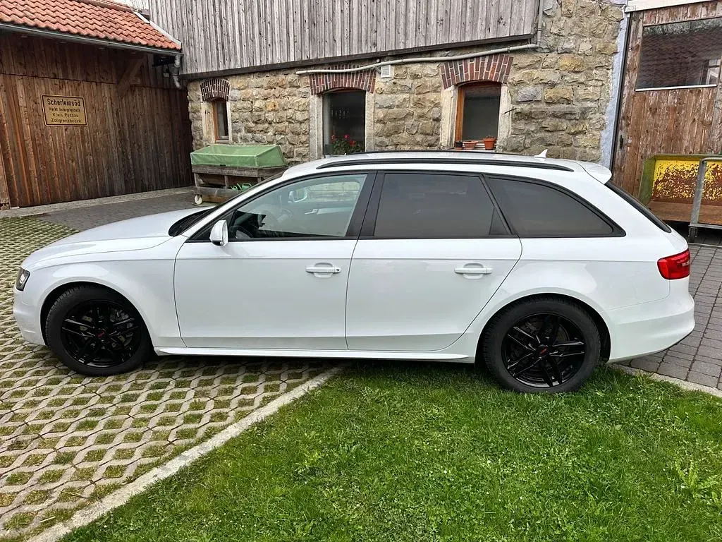 Gebraucht Audi A4 S-Line 177 PS (130 kW) 2013 Weiß Kombi