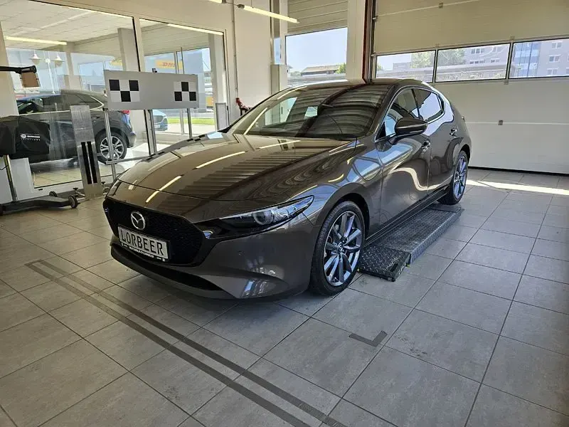 Gebraucht Mazda 3 Selection 122 PS (89 kW) 2020 Grau Limousine