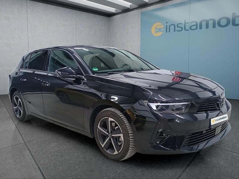 Gebraucht Opel Astra 131 PS (96 kW) 2025 Schwarz Limousine