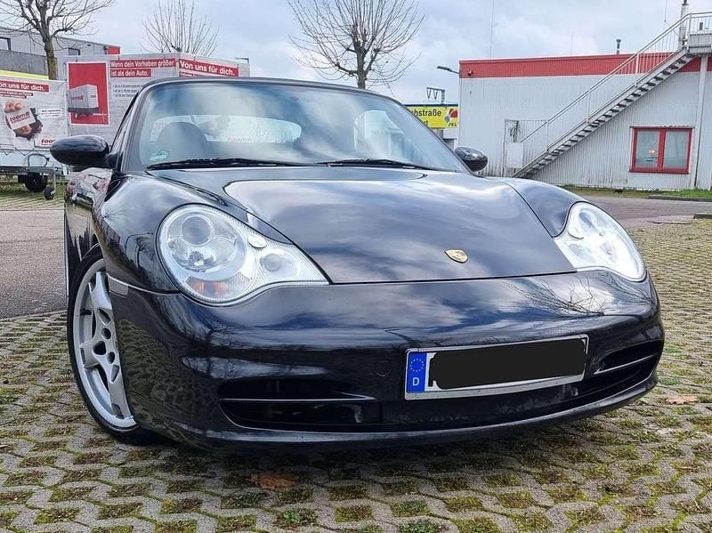 Schwarz Gebraucht 2003 Porsche 911 Carrera 4 Cabriolet Cabrio | 36.500 € (Etwas zu teuer) - Bild 1/4