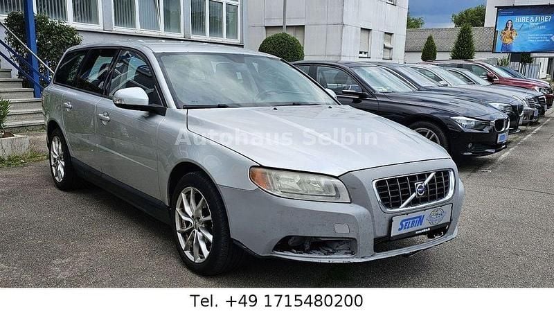 Silber Gebraucht 2008 Volvo V70 Kinetic Kombi | 1.980 € (Superpreis) - Bild 1/4