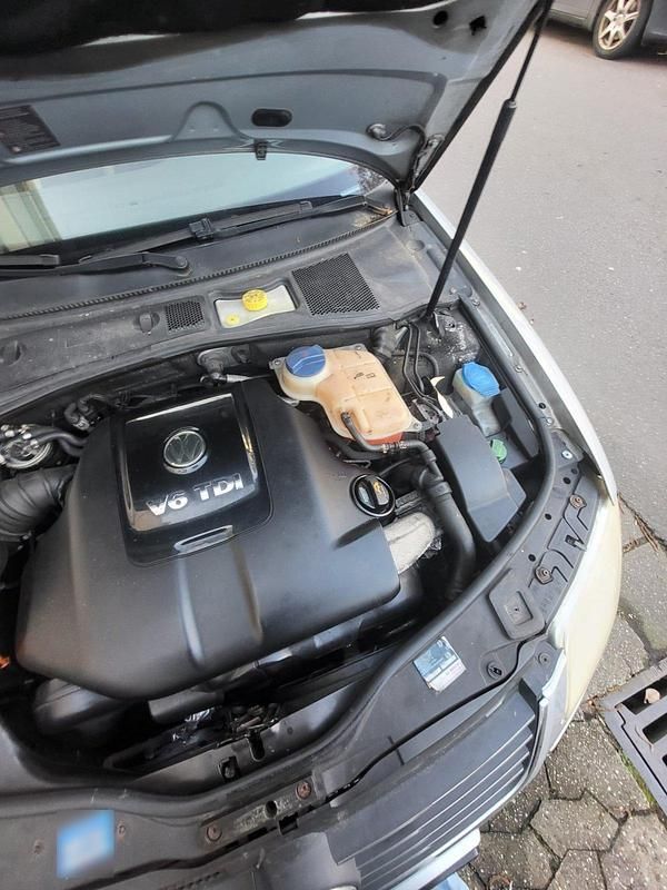 Gebraucht VW Passat 180 PS (132 kW) 2004 Grau Kombi