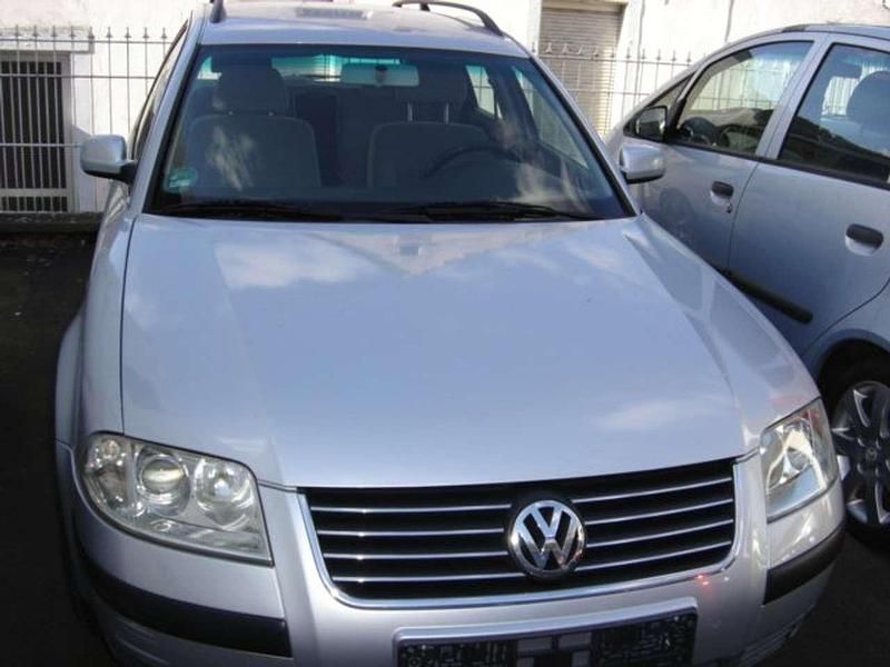 Gebraucht VW Passat 102 PS (75 kW) 2001 Silber Kombi
