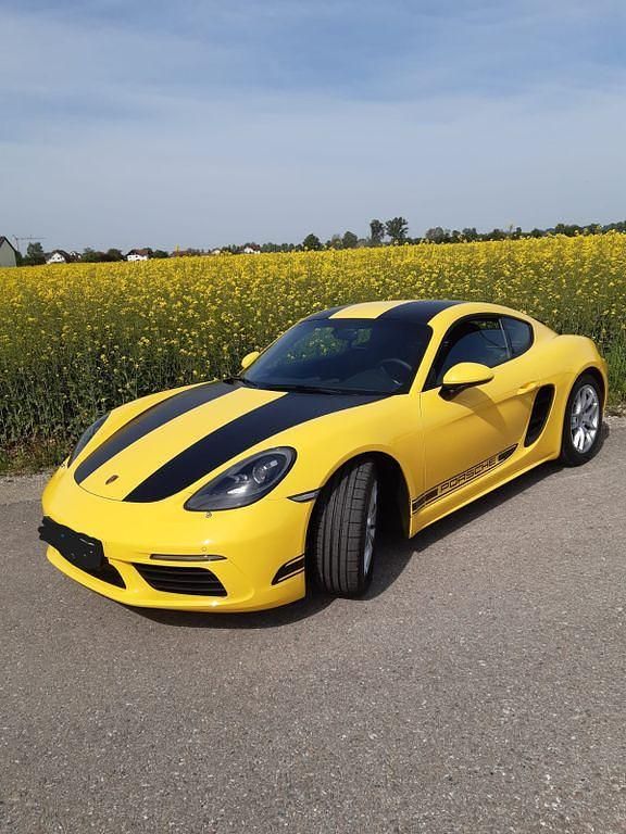 Gelb Gebraucht 2022 Porsche Cayman Coupé | 64.999 € (Fairer Preis) - Bild 1/4
