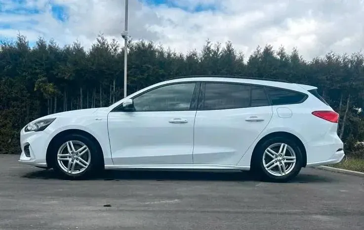 Używany Ford Focus ST-Line 150 KM (110 kW) 2019 Biały Kombi