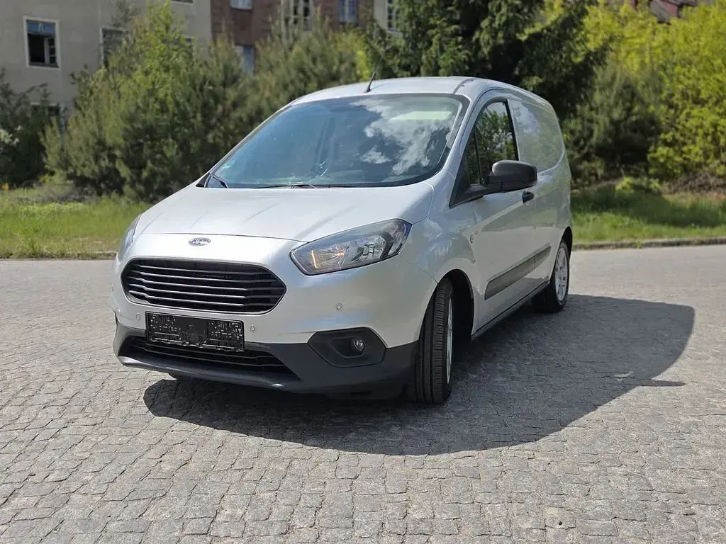 Gebraucht Ford Transit Trend 75 PS (55 kW) 2019 Silber Van / Kleinbus