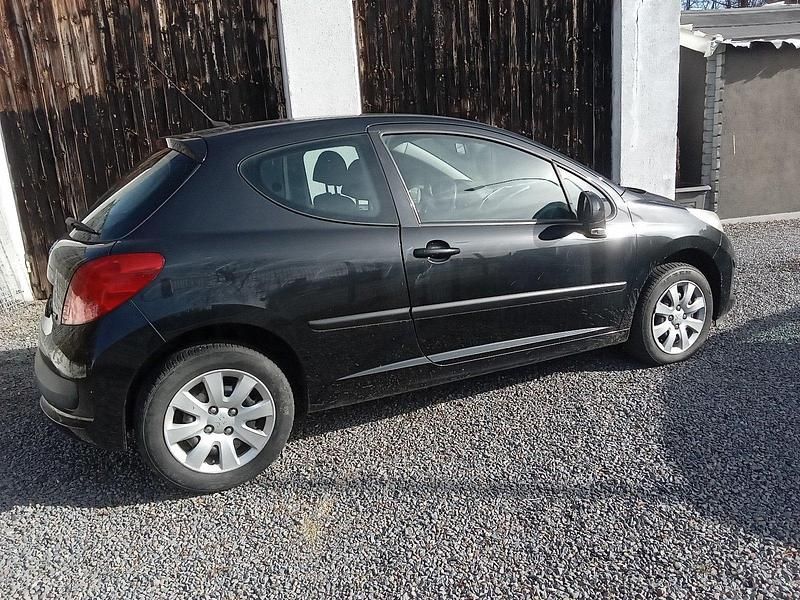 Gebraucht Peugeot 207 88 PS (64 kW) 2006 Schwarz Kleinwagen