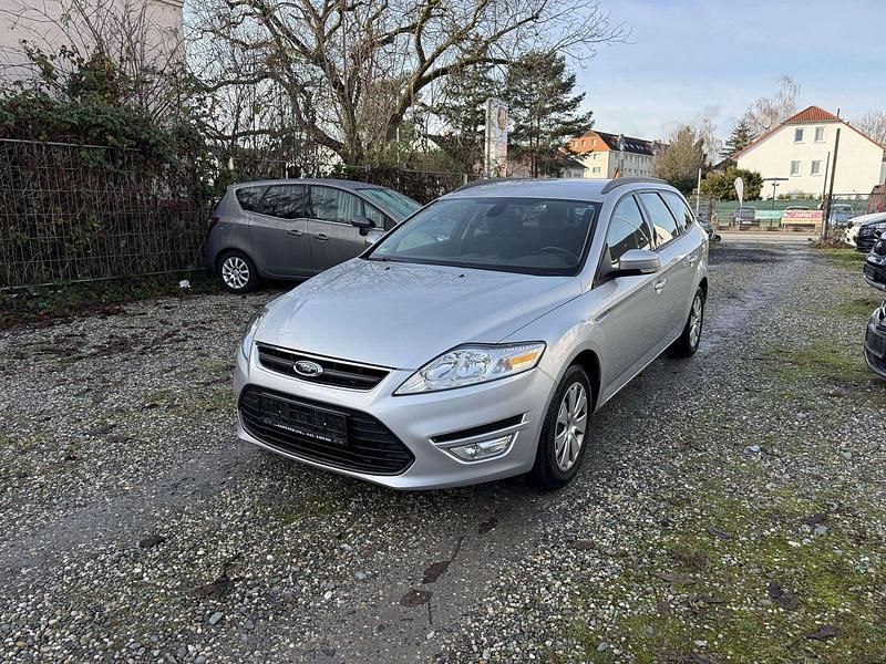 Gebraucht Ford Mondeo Ambiente 116 PS (85 kW) 2014 Grau Kombi