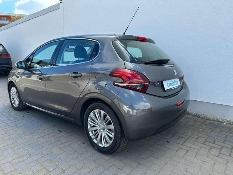 Gebraucht Peugeot 208 Allure 110 PS (80 kW) 2017 Grau Kleinwagen
